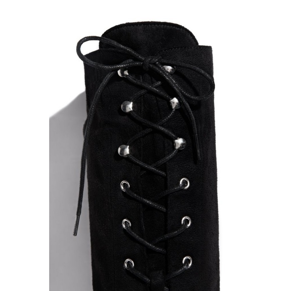 𝙇𝙖𝙨𝙩 𝙎𝙞𝙯 8 🖤Laced In Love Boot - Black - Picture 4 of 8